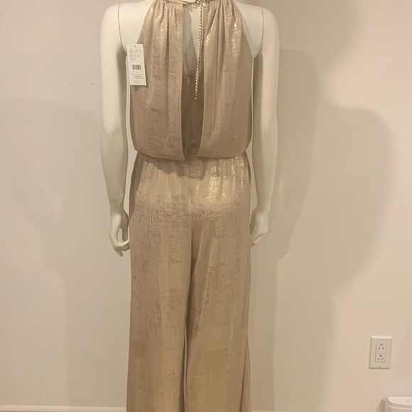 Ladies halter pant suit. New. - Picture 4 of 7